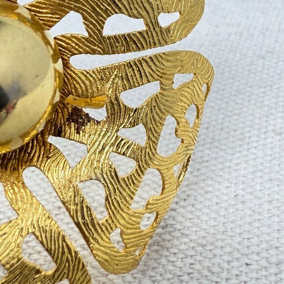 Vintage Flower Brooch Gold-Tone 3D Retro‎ Mid-Century Classic Old Money - Picture 6 of 6